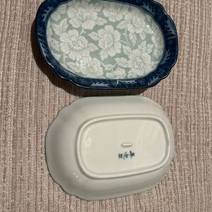 Vintage Japanese porcelain trinket dishes